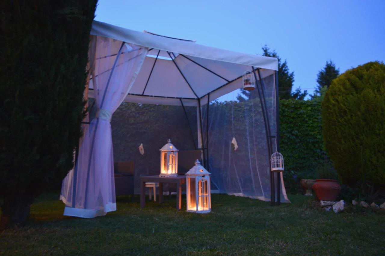 Bed & Tours Dimora Di Campagna Bed & Breakfast Castelnuovo Belbo Eksteriør bilde