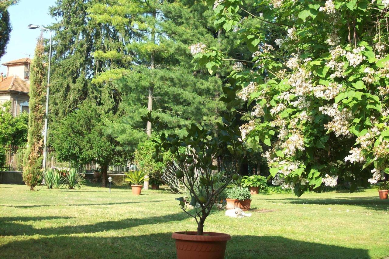 Bed & Tours Dimora Di Campagna Bed & Breakfast Castelnuovo Belbo Eksteriør bilde