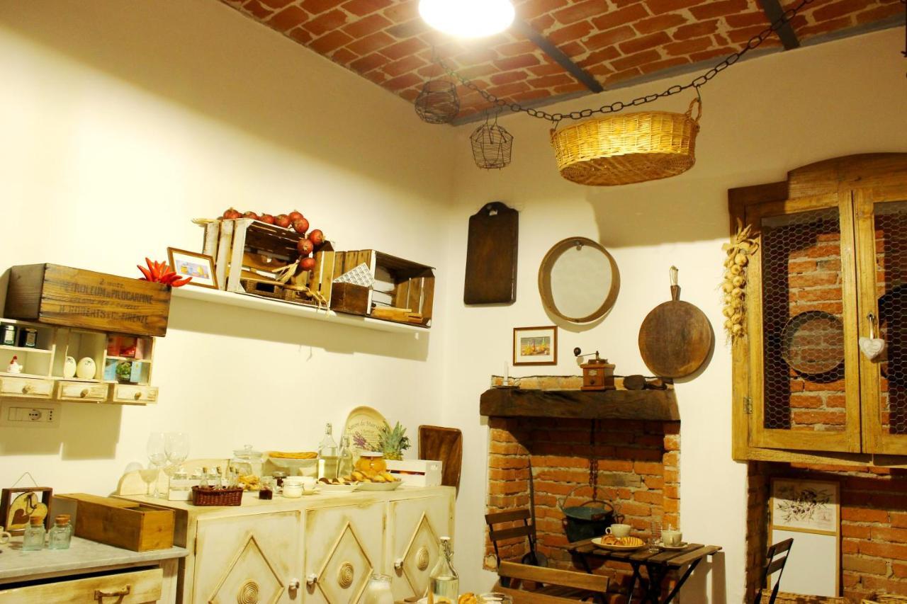 Bed & Tours Dimora Di Campagna Bed & Breakfast Castelnuovo Belbo Eksteriør bilde
